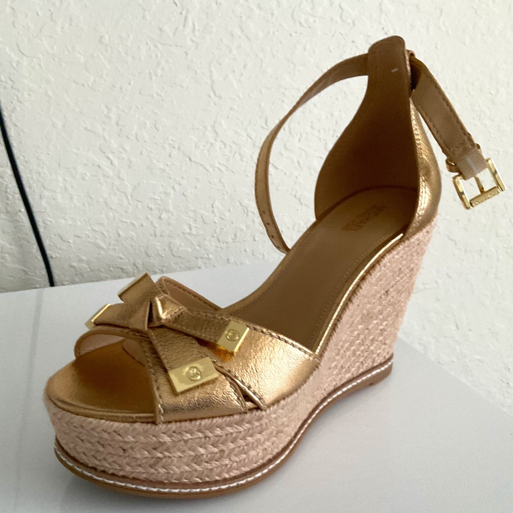 Michael Kors gold wedges